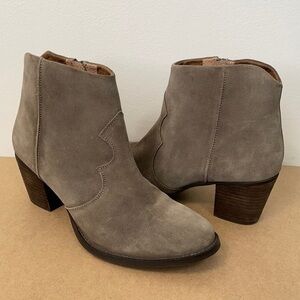 Seychelles Suede Heeled Ankle Booties Size 10